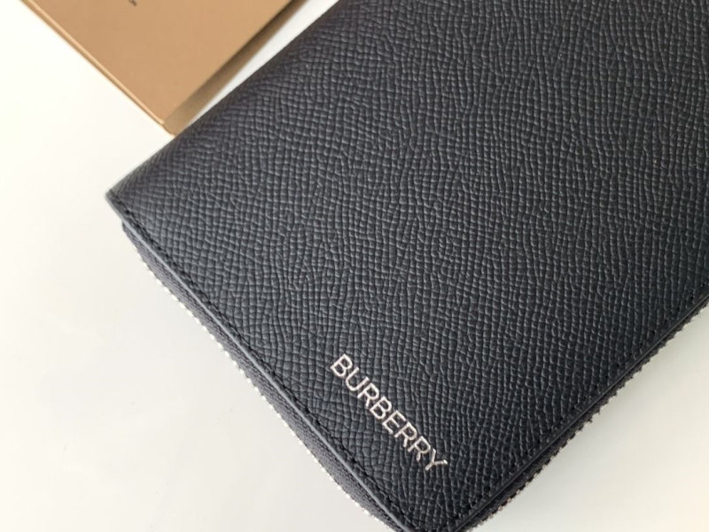 Burberry Wallets & Purse